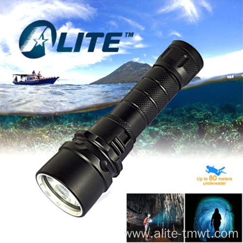 Diving flashlight rechargeable battery